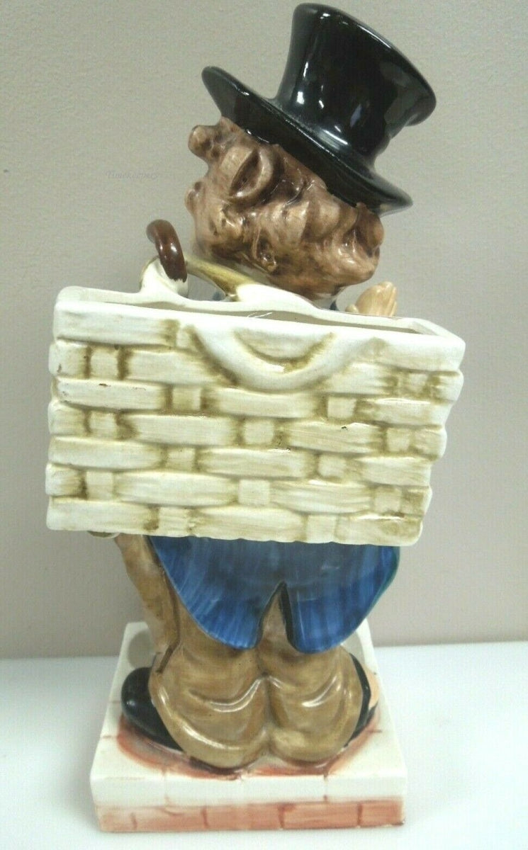 r013 Vintage Shields FIFTH AVENUE HOBO Desk Cigarette Match Porcelain Figurine Japan