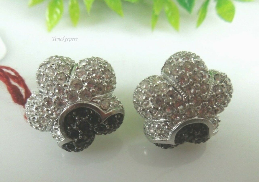 r026 Vintage Beautiful Sterling Silver Flower Clip On Earrings