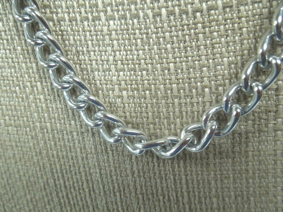 r061 Vintage Link Chain Silver plated 32 Inches Long Classic