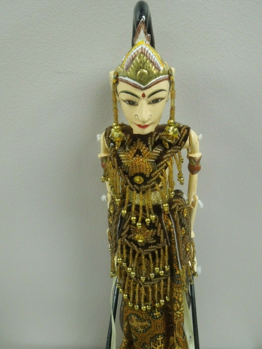 r070 Indonesia Vintage Cupumanik Wayang Golek~Wooden Rod Puppet w/Stand