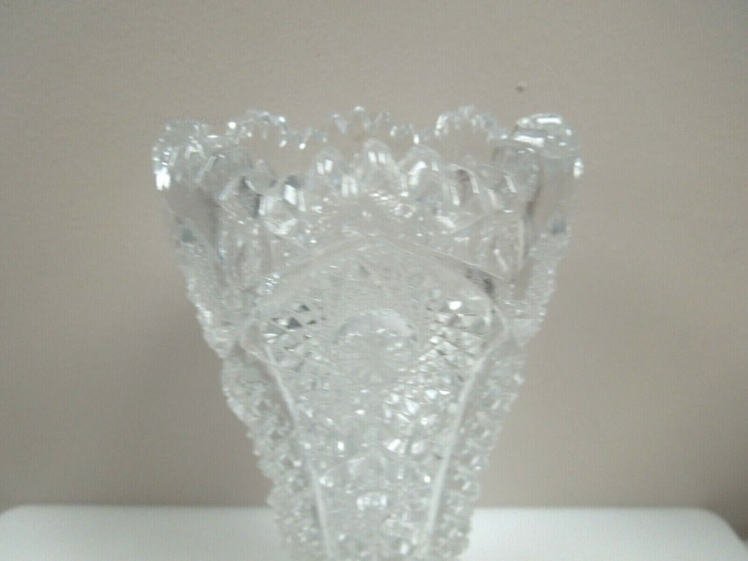 r209 Vintage Crystal Footed Heavy Vase 6.5"