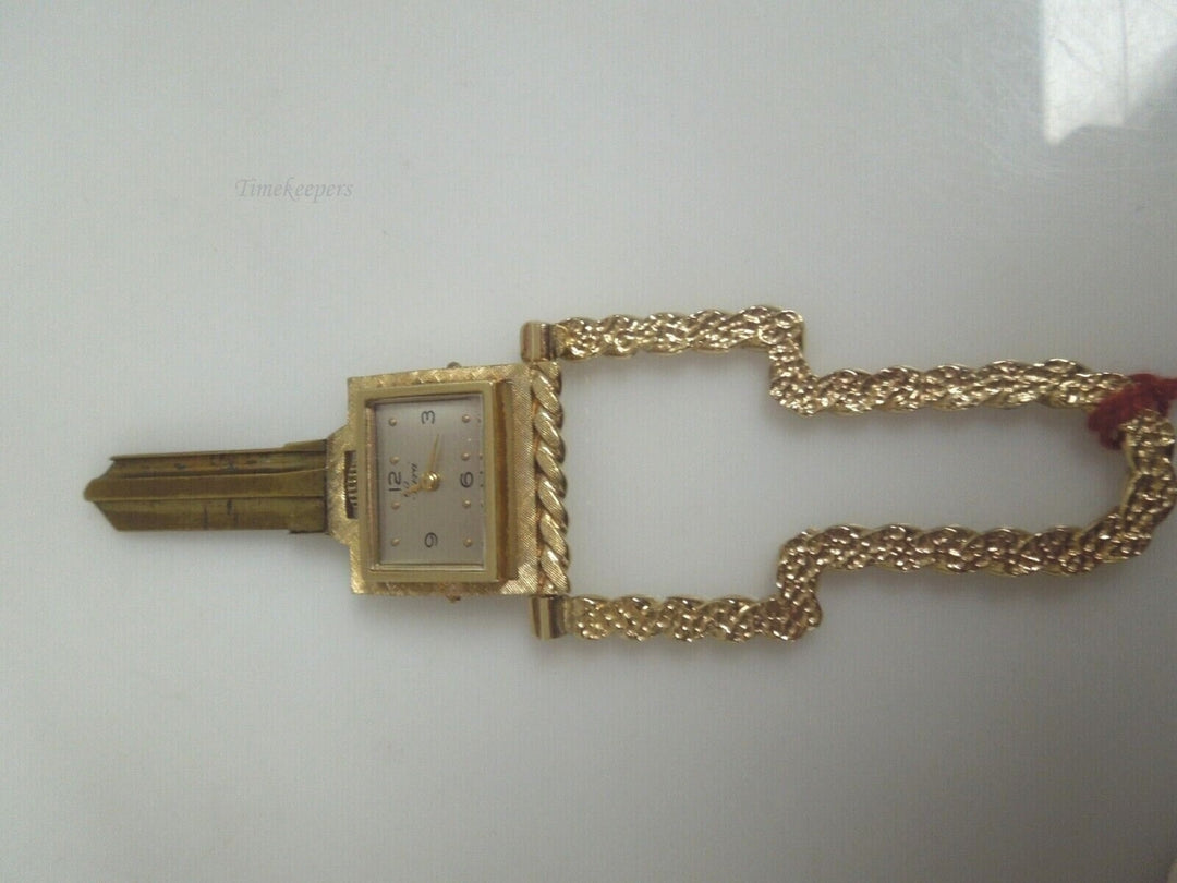 r234 14kt Yellow Gold Key Shaped Watch Unique Signed .85g