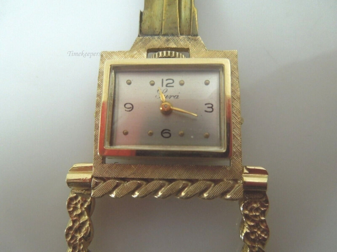 r234 14kt Yellow Gold Key Shaped Watch Unique Signed .85g