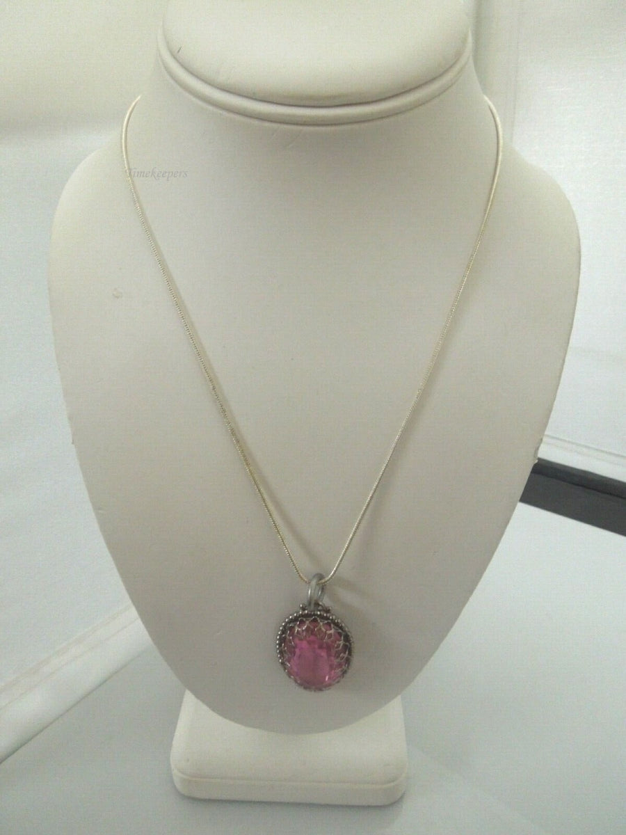 r331 Silver tone Chain with Pink Oval Synthetic Pendant Necklace 18"