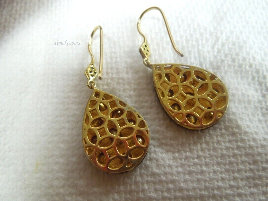 r335 Pretty pair of Sterling Silver 925 Gold tone Dangle and Drop Earrings