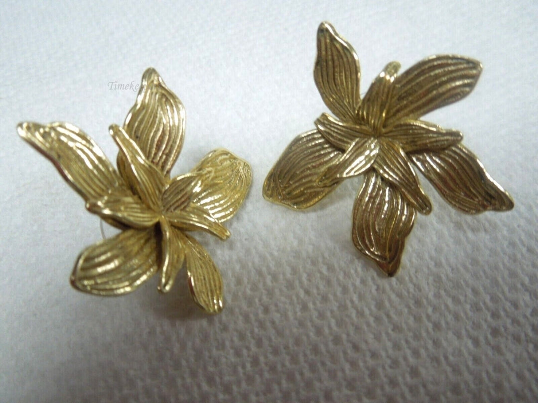 r414 Sterling Silver Gold Wash double layer flower petal Earrings beautiful