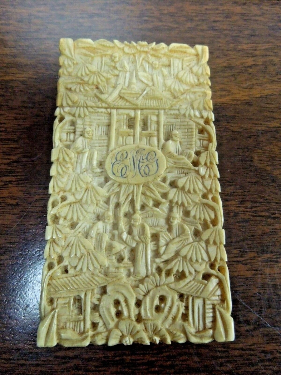 r784 Vintage Carved Monogrammed Business Card Holder