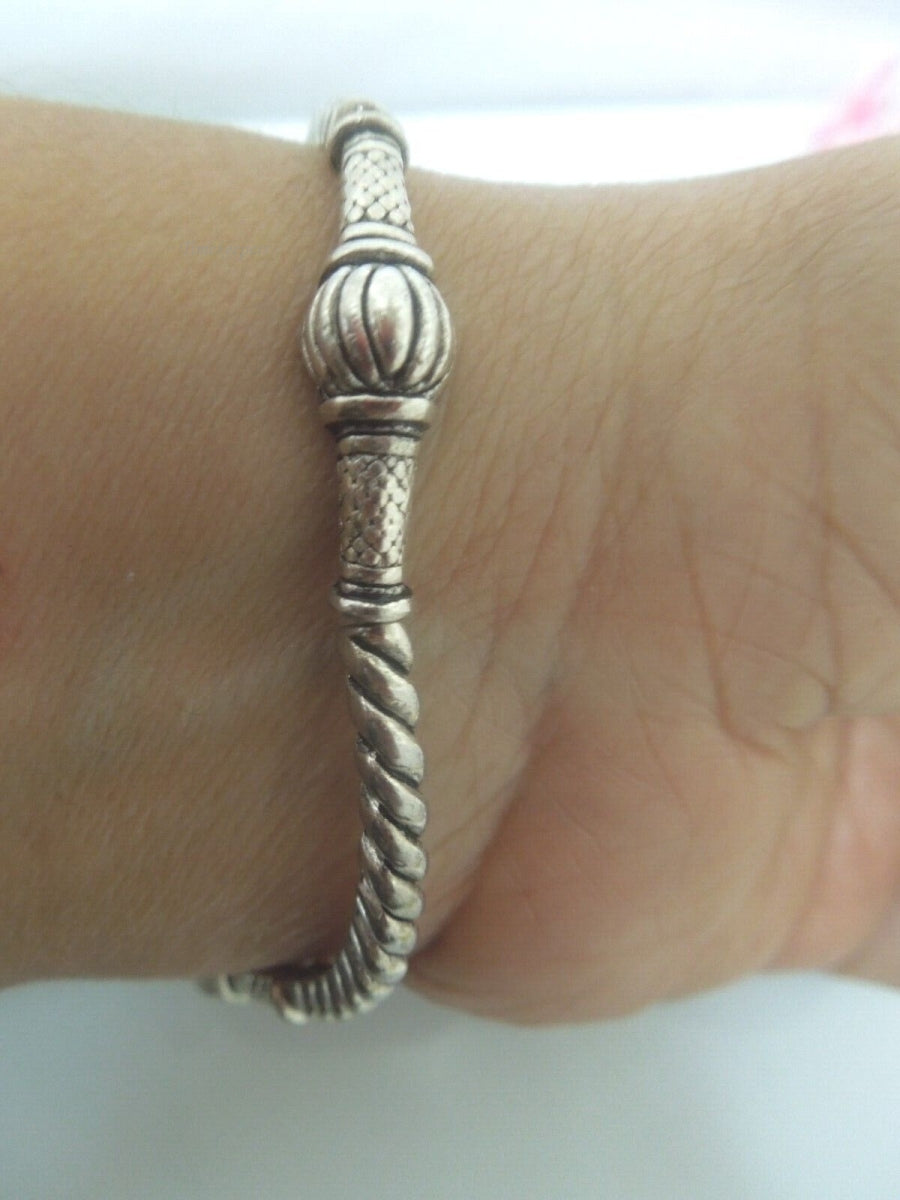 r801 Vintage Sterling Silver Stretchable Minimalist bracelet