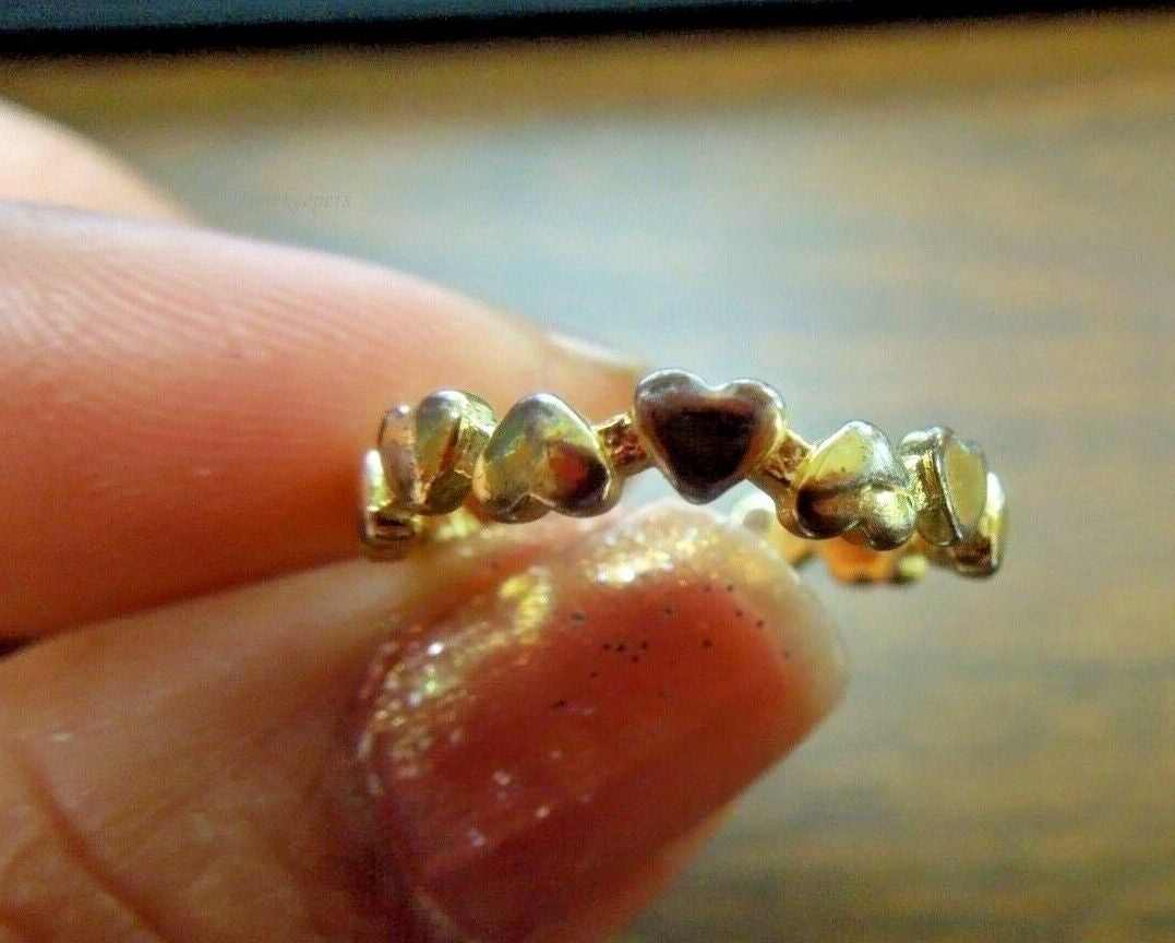 r843 Beautiful Sterling Silver 925 Gold tone Heart Ring Size 4.5(USA) Signed