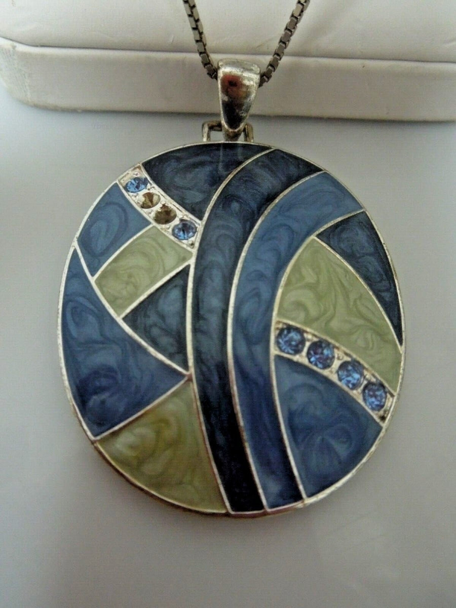 r866 Beautiful Sterling Silver Oval Enamel Pendant Necklace 26"