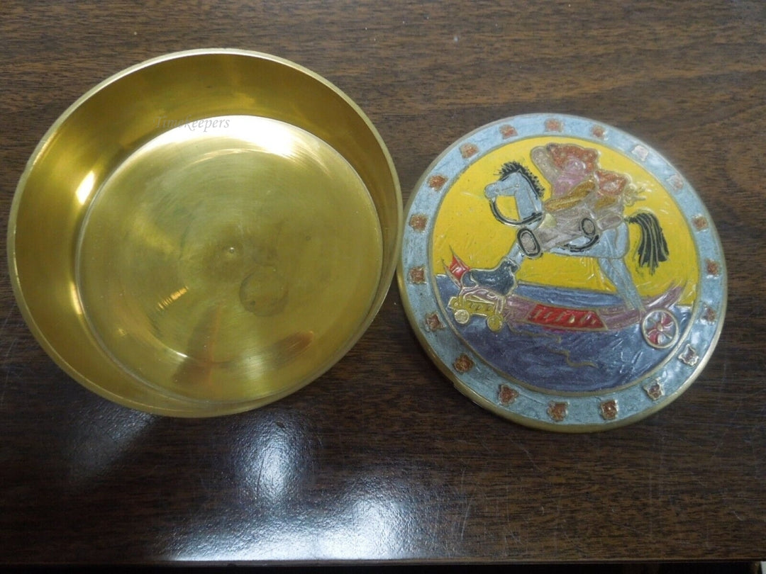 r591 Brass Enameled lid design Round Trinket Box Vintage