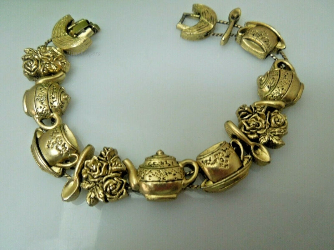 q775 Tea Cup And Flowers Charm Bracelet,Brass Tea Cup And Roses Link Bracelet