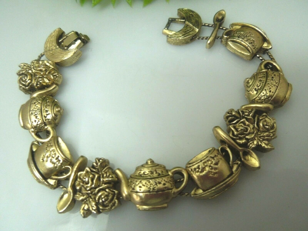 q775 Tea Cup And Flowers Charm Bracelet,Brass Tea Cup And Roses Link Bracelet