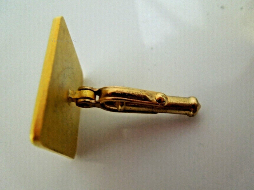 r977 Vintage  Gold tone Square Cufflinks 