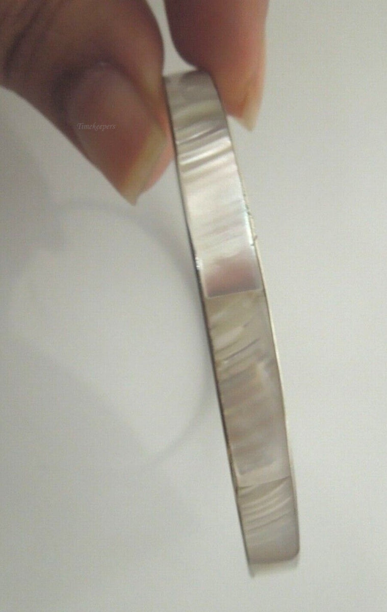 s071 Vintage Sterling Silver Mother of Pearl Inlay Bangle Bracelet 