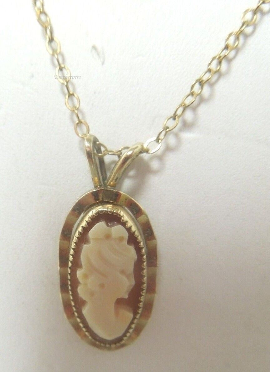 r868 Vintage 14kt Gold Filled Cameo Pendant Necklace 18"