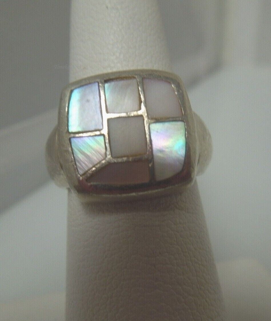 r457 CFJ Sterling Silver Mother of Pearl Ring Size 6(USA) Signed