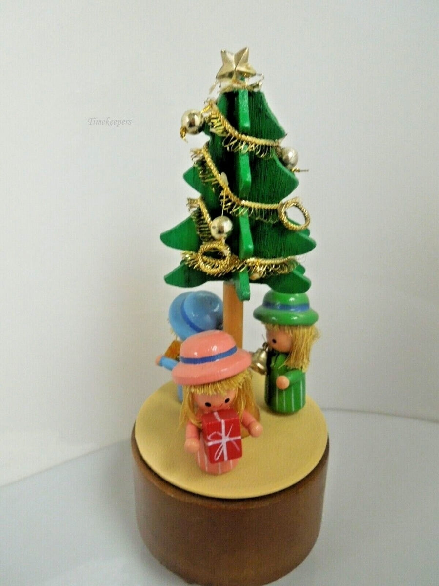 s025 Schmid Music Box Wood  Motion Christmas Tree Wish Upon a Star Vintage