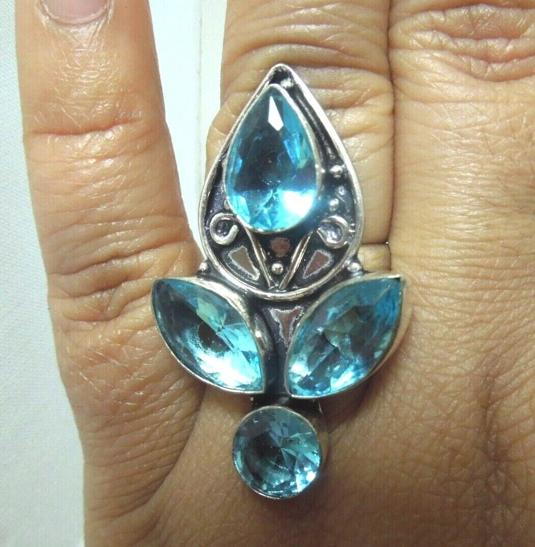 r619 Sterling Silver Beautiful Blue Glass Stone Marquise /Pear Ring Size 6.75(USA)