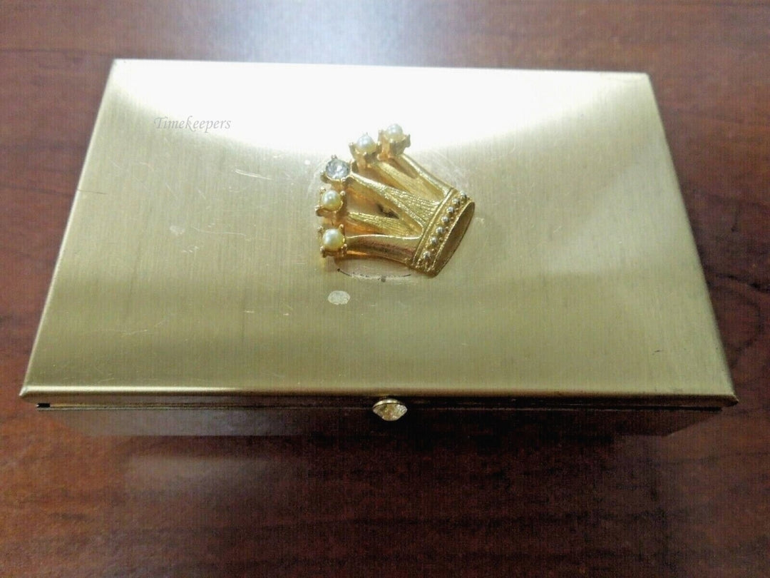 r689 Vintage Rectangular Crown Pill Box /2 Compartments