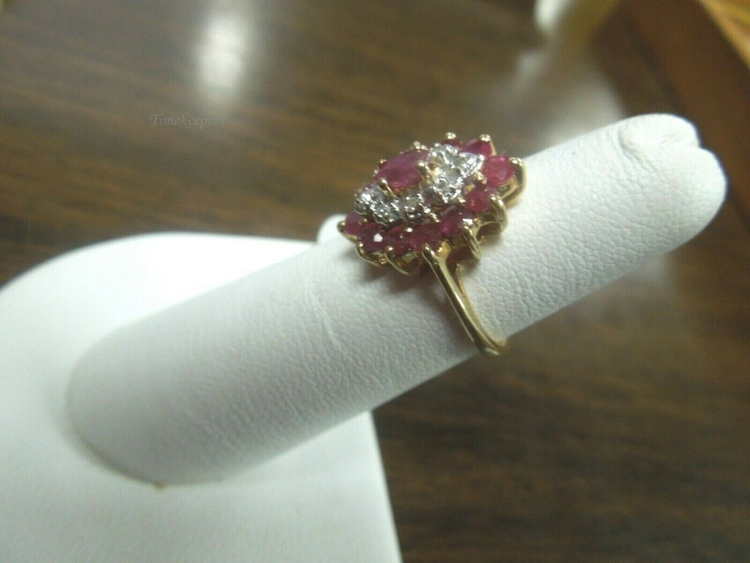 q646 10k Yellow Gold Ruby Diamond .04 cts Ring Size 5(USA)