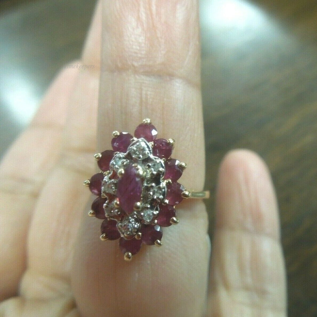 q646 10k Yellow Gold Ruby Diamond .04 cts Ring Size 5(USA)