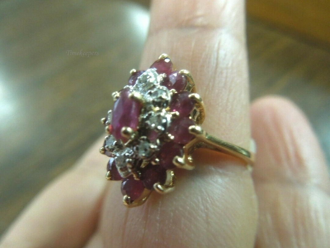 q646 10k Yellow Gold Ruby Diamond .04 cts Ring Size 5(USA)