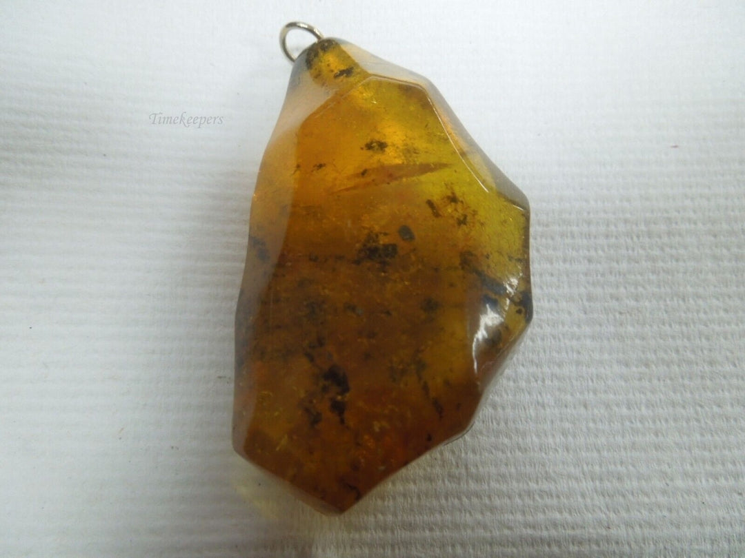 r870 Vintage Amber Pendant Made of Precious healing Baltic Amber