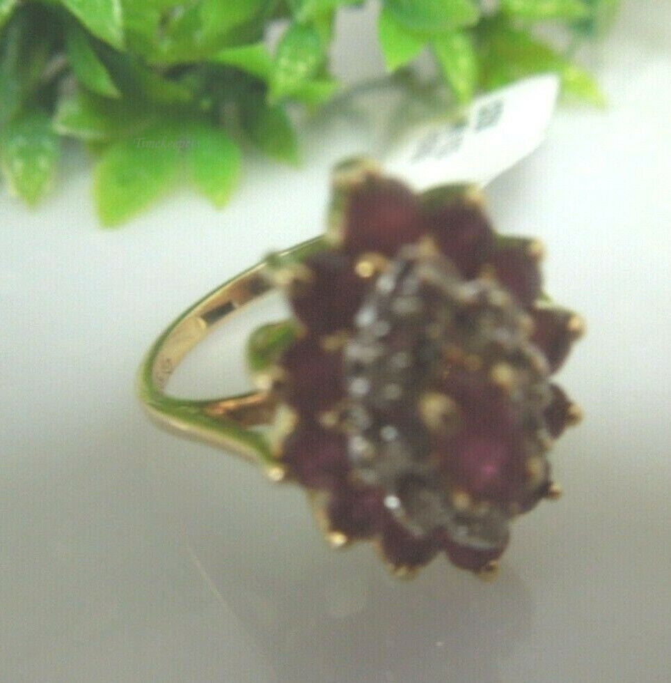 q646 10k Yellow Gold Ruby Diamond .04 cts Ring Size 5(USA)