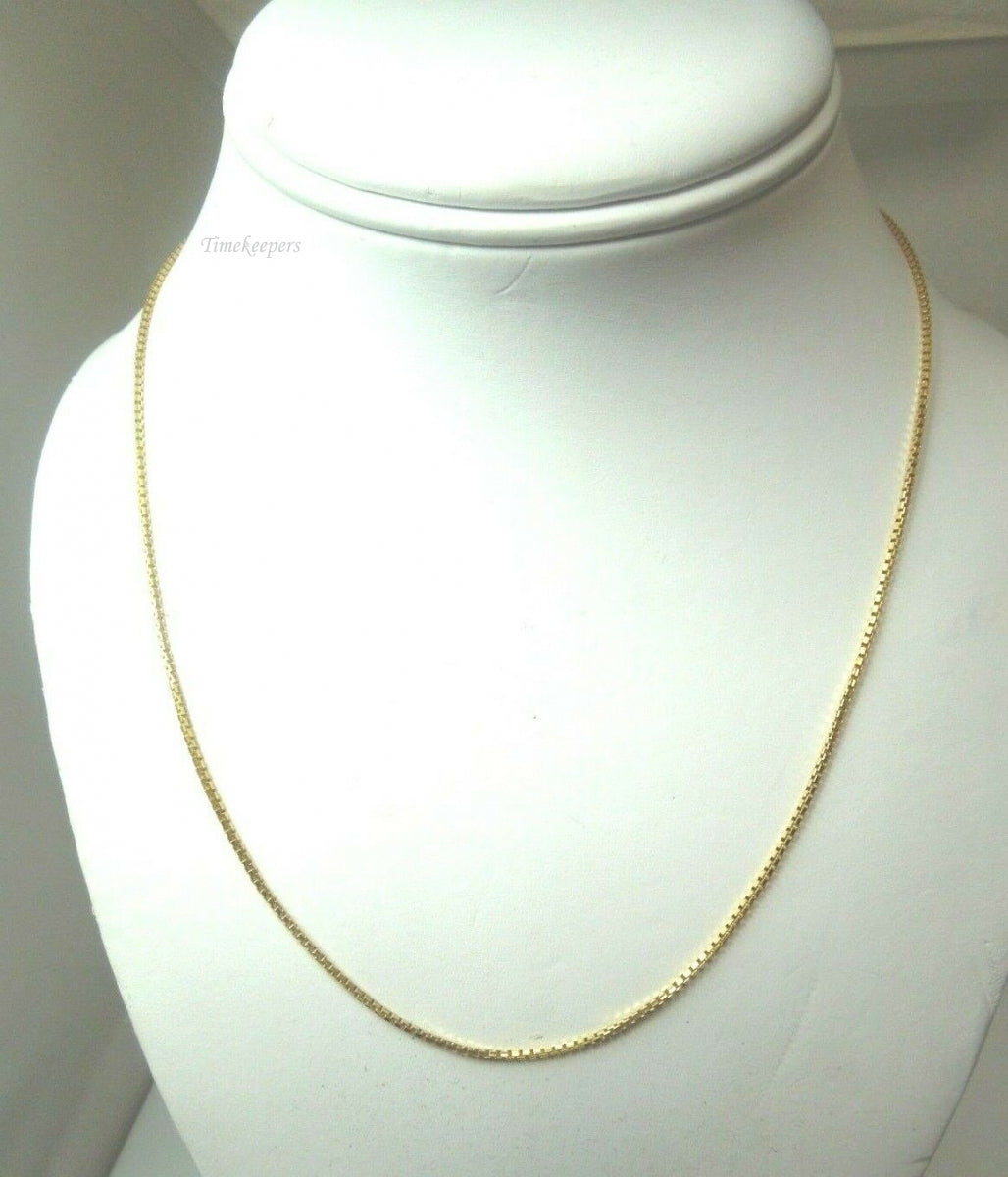 q589 24kt Yellow Gold 18" Box Chain Unisex