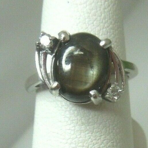 q647 14kt White Gold Tiger's Eye Ring Size 4.5(USA)