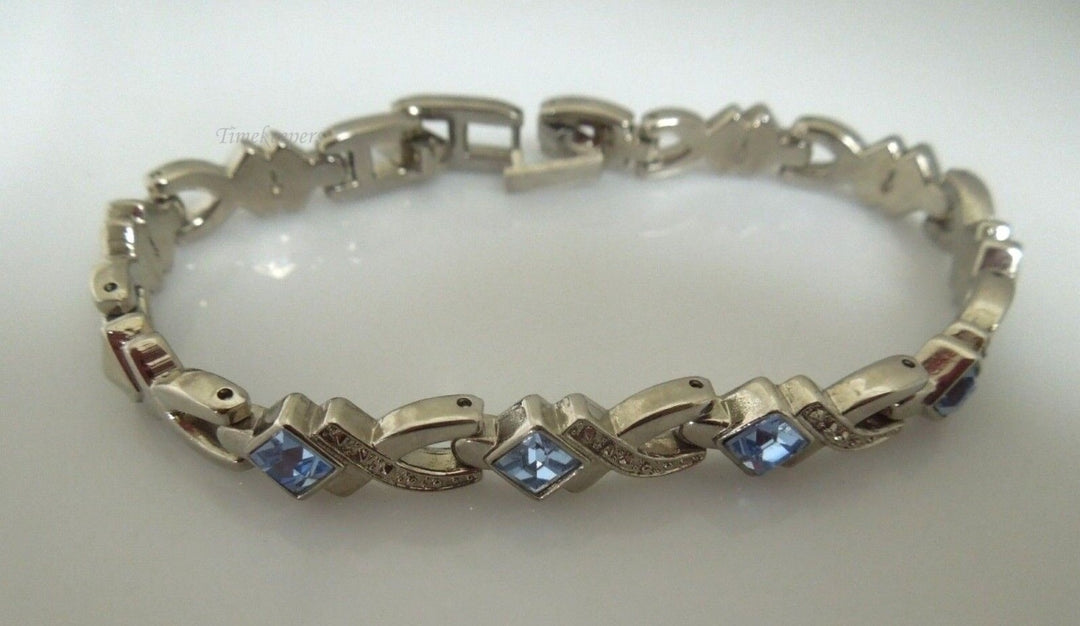 r670 Vintage 1950s Silvertone 7" Link Bracelet Faux Blue Rhinestone Tennis Bracelet