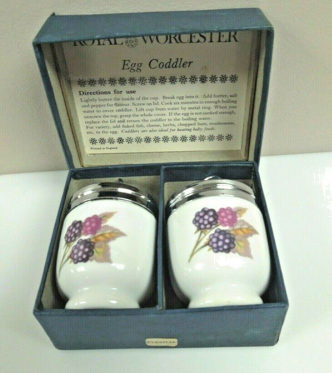 q880 Royal Worcester Egg Coddlers Peach & Berries Evesham Original Box England