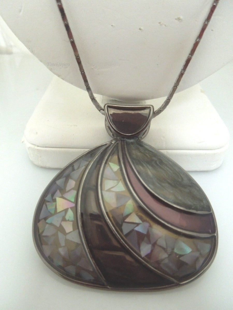 r651 Vintage Lia Sophia Enamel Pendant Statement Necklace Large Dynamic Design