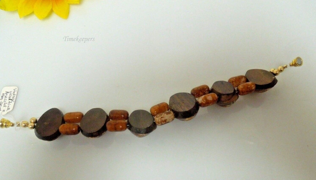 r823 Vintage Handmade Brown White Shell Wood Mounted Bracelet Magnetic Clasp