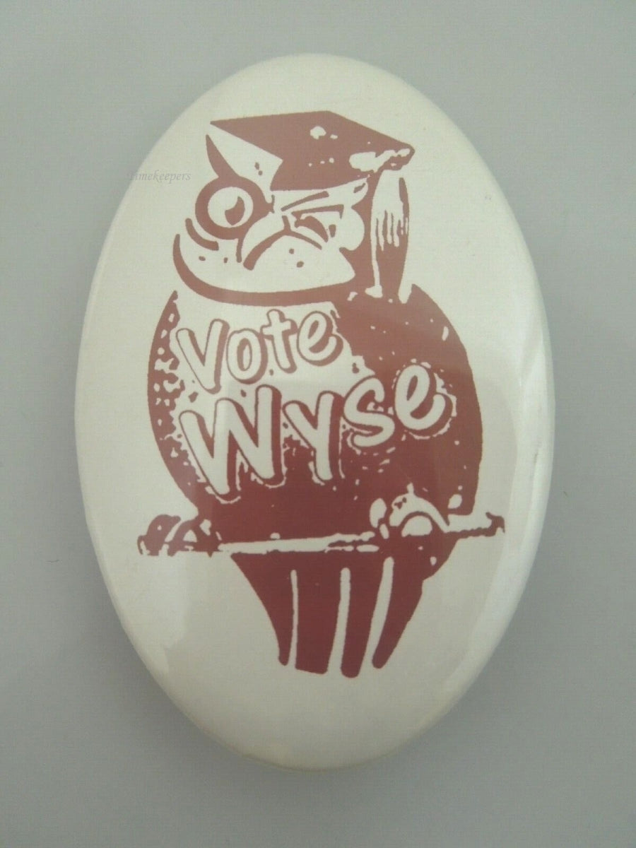 r403 Vote Wyse Oval Owl picture Button Pin