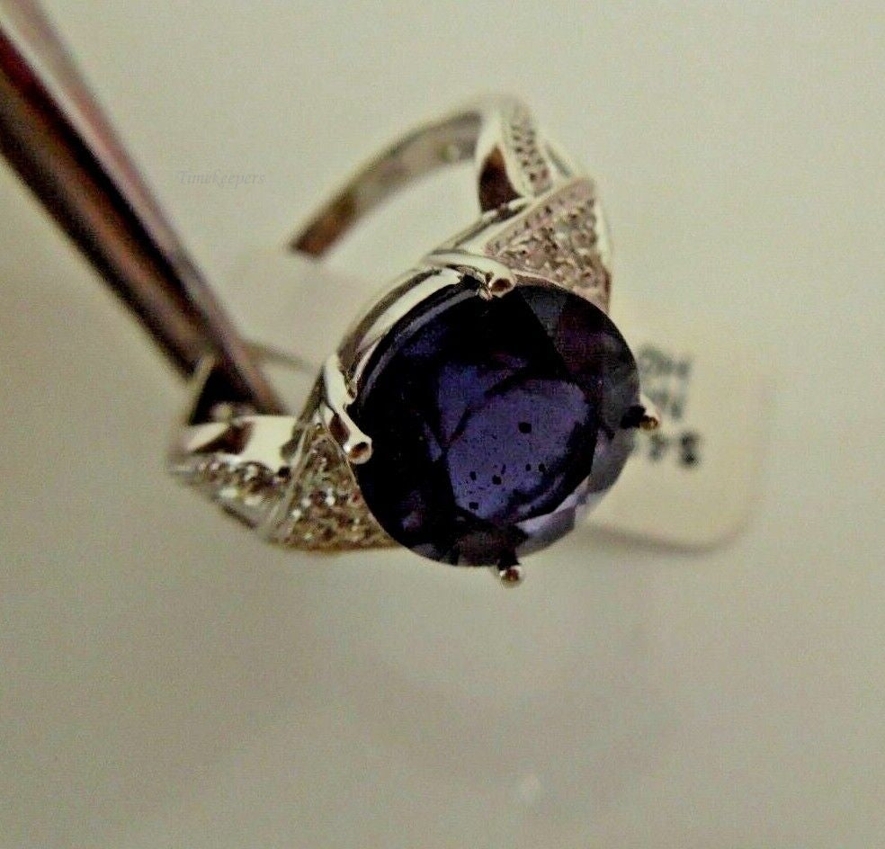 r936 14kt White Gold Diamond .025 cts Purple Stone Ring Size 6.25(USA) Signed 5g