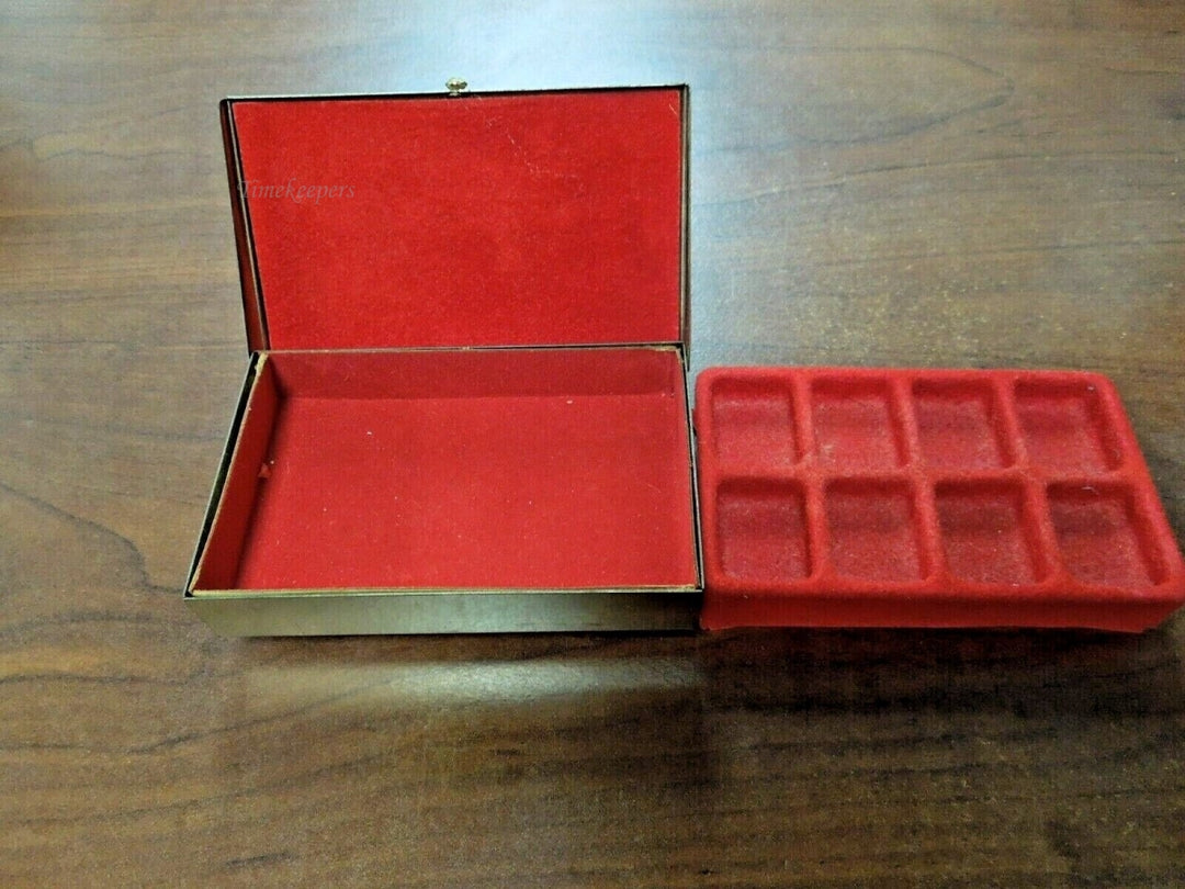 r689 Vintage Rectangular Crown Pill Box /2 Compartments