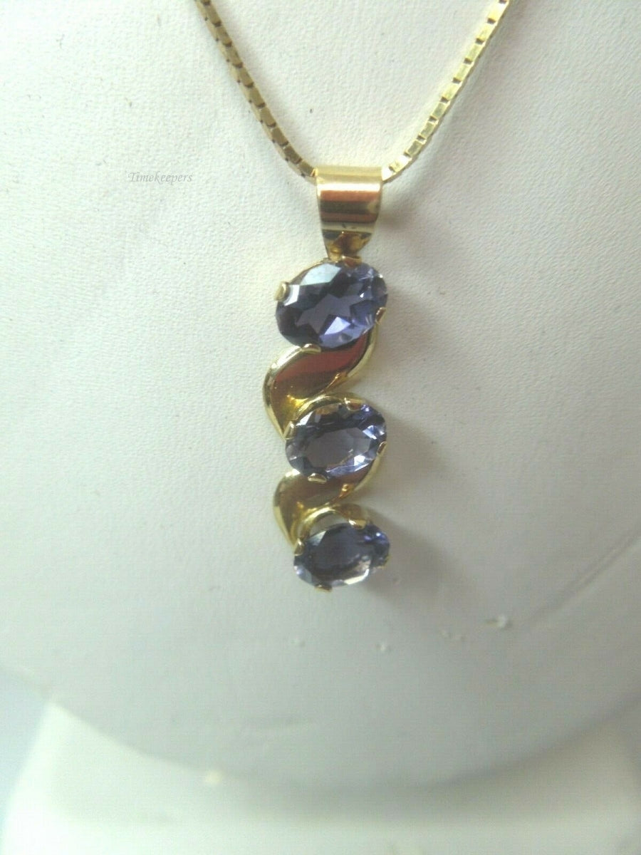 q652 14kt Yellow Gold 18" Box Chain 3 Purple Stone Pendant Necklace Chain