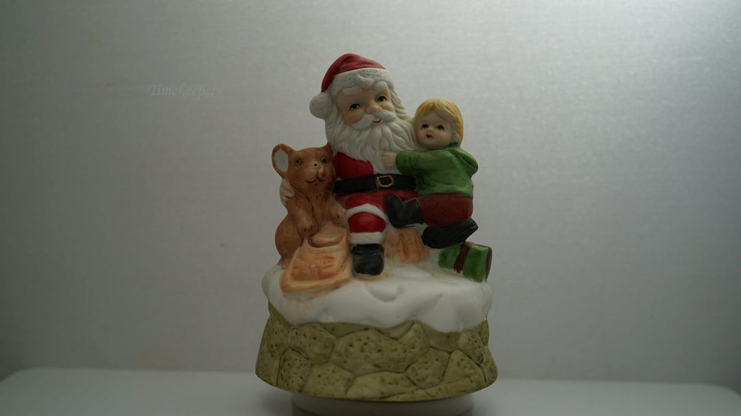 K157 Santa Clause Music Box