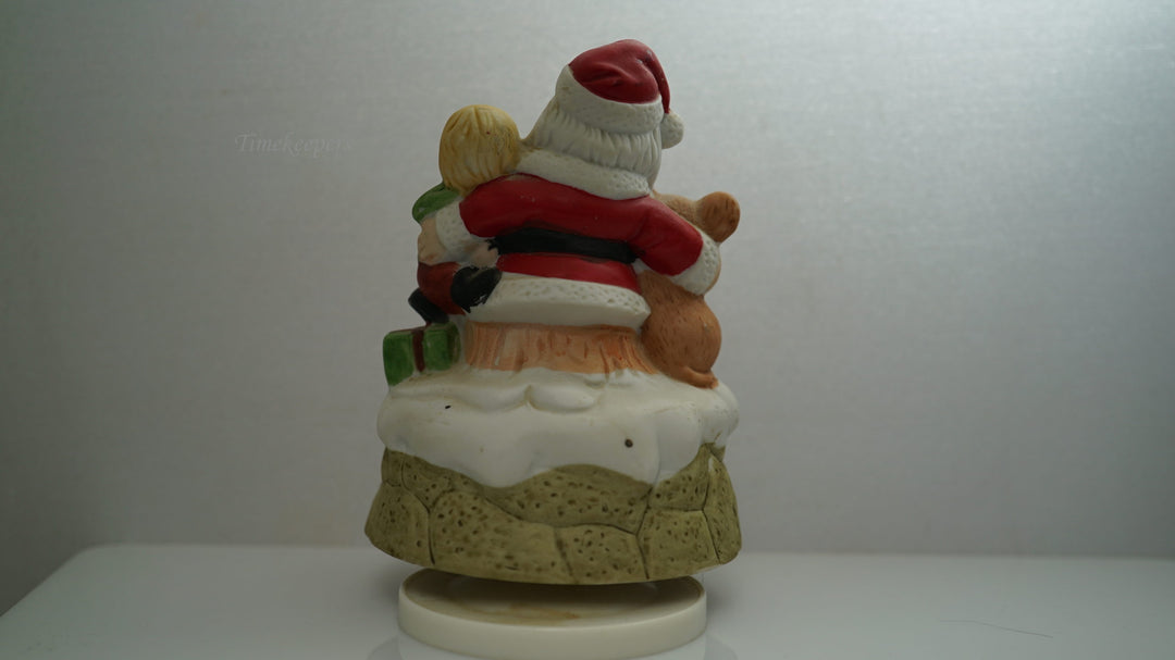 K157 Santa Clause Music Box