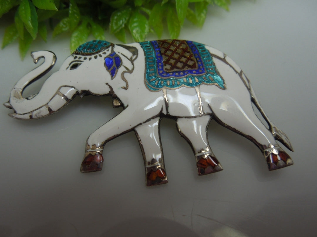 q235 Vintage Sterling Silver Guilloche Enamel Elephant Siam Pin/Brooch/Charm