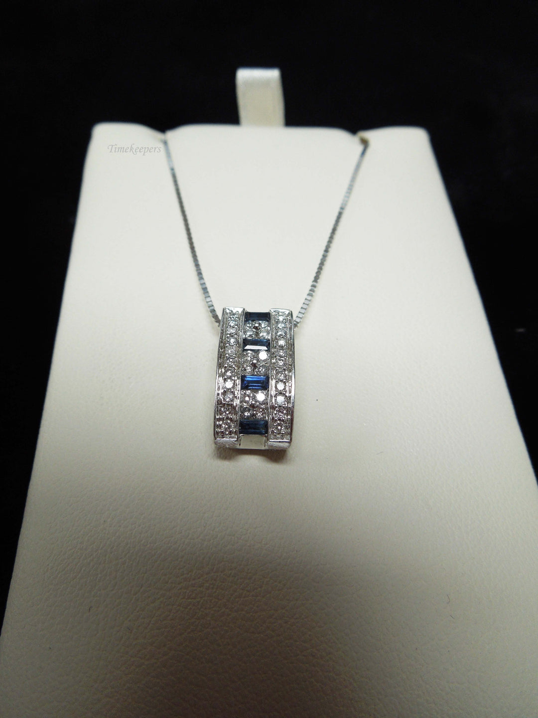 e864 Vintage 14K White Gold Sapphire Diamond Pendant on 18" Box Link Chain Necklace