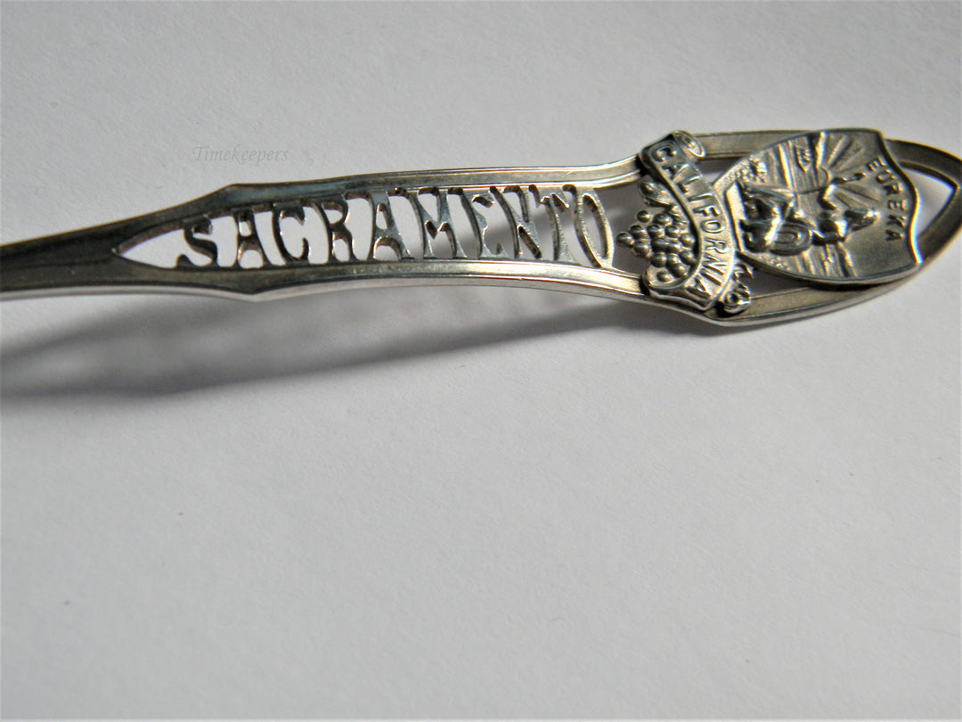 j572 Vintage Collectible Sacramento Souvenir Spoon in Sterling Silver