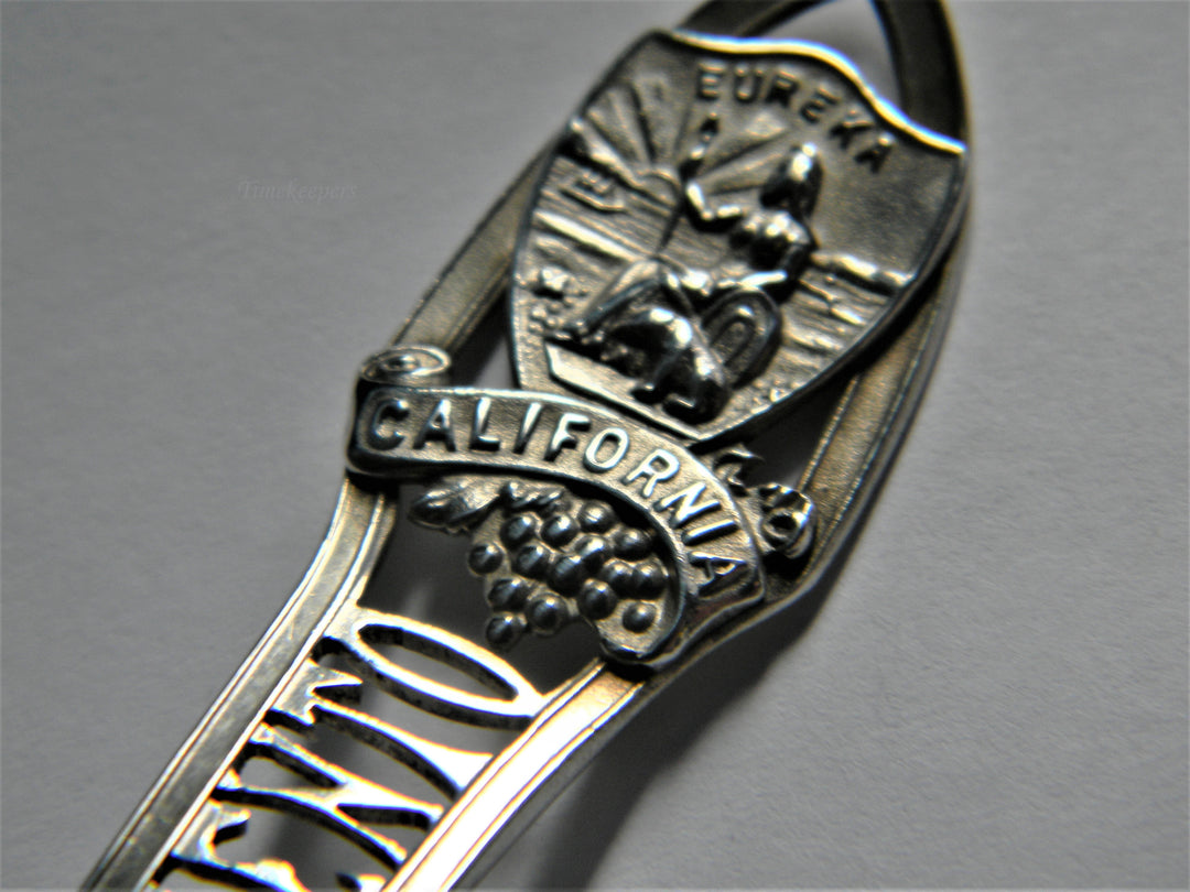 j572 Vintage Collectible Sacramento Souvenir Spoon in Sterling Silver