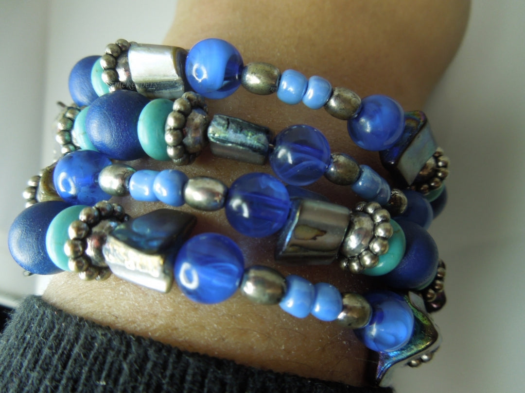 q287 Vintage Blue Coil Spiral Wrap Bardot Bracelet