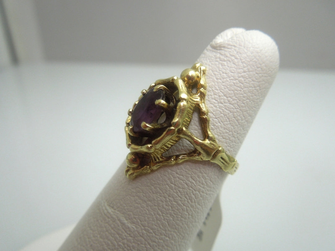 k608 Ladies Dainty Bamboo Style 14kt Yellow Gold Amethyst Ring Size 4