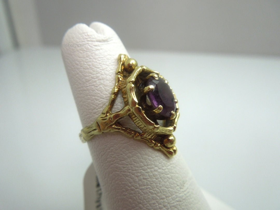 k608 Ladies Dainty Bamboo Style 14kt Yellow Gold Amethyst Ring Size 4