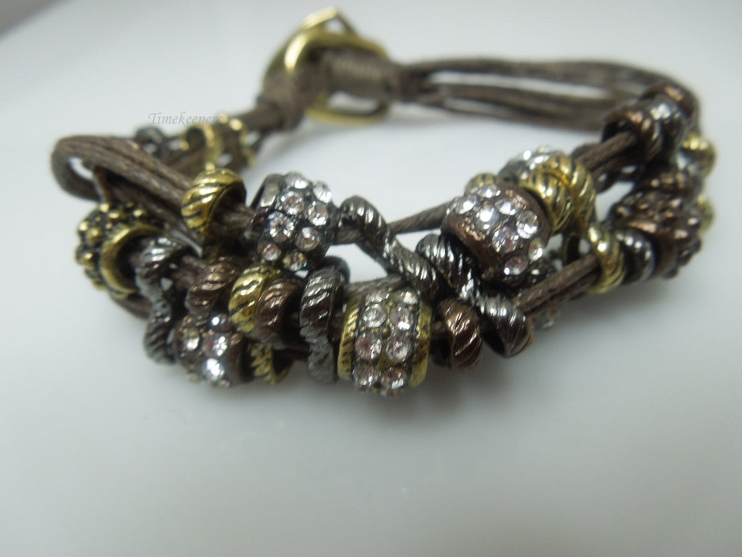 q326 Beautiful Ladies Fashion Bracelet 7.5"