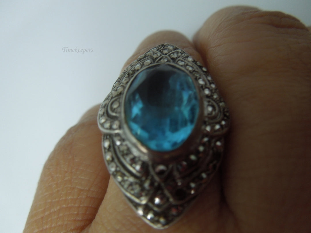 q402 Sterling Silver 925 with Blue Stone Ring Size 5.25(USA) 4.5 g